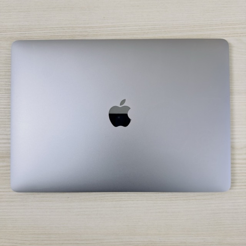 MacBook Air 2019 Space  i5 1.6ghz 16/256
